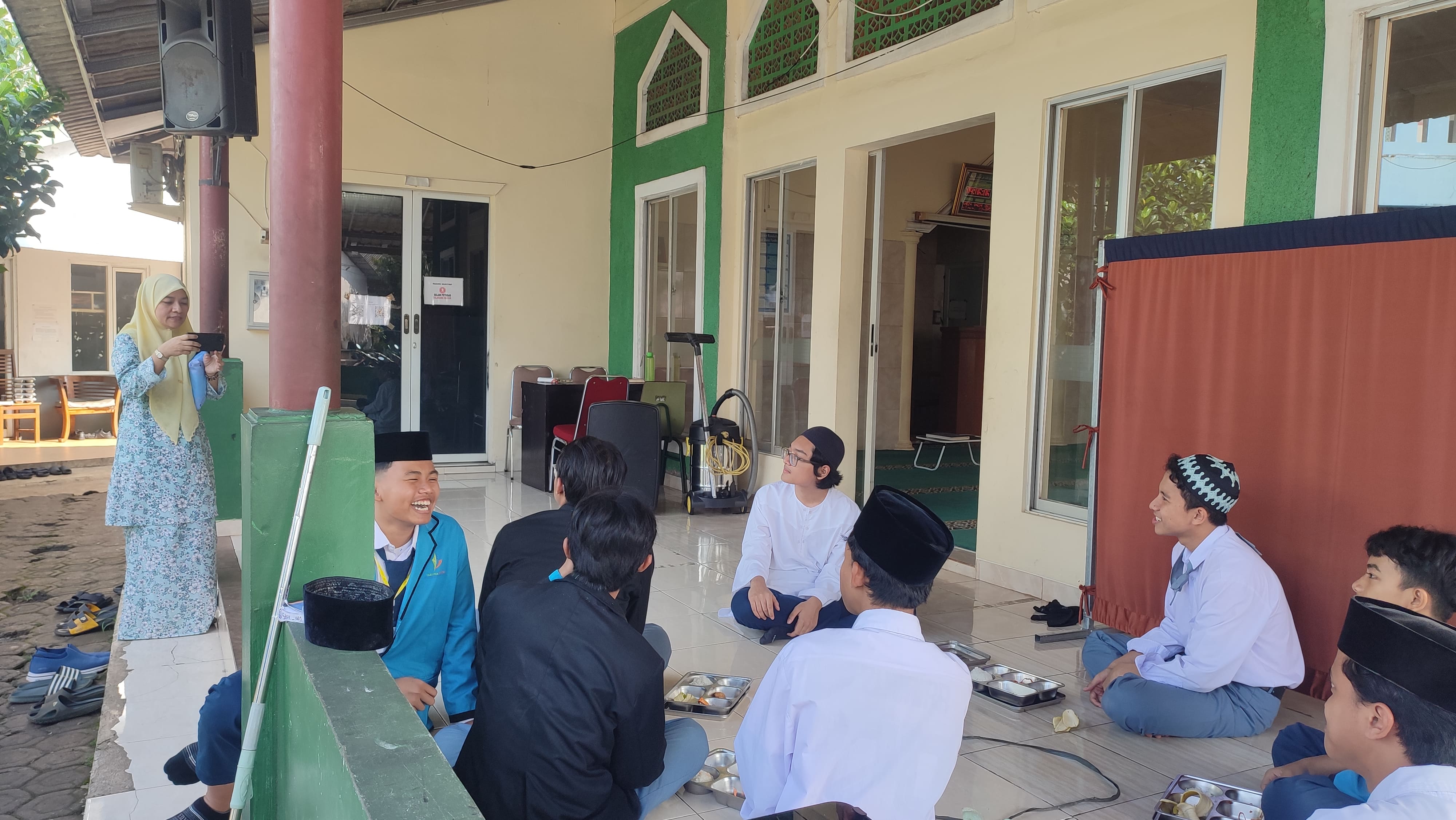 Dari Shah Alam ke Indonesia: Orang Tua Malaysia Pilih Taruna Insani Boarding School untuk Program Takhassus Bersanad