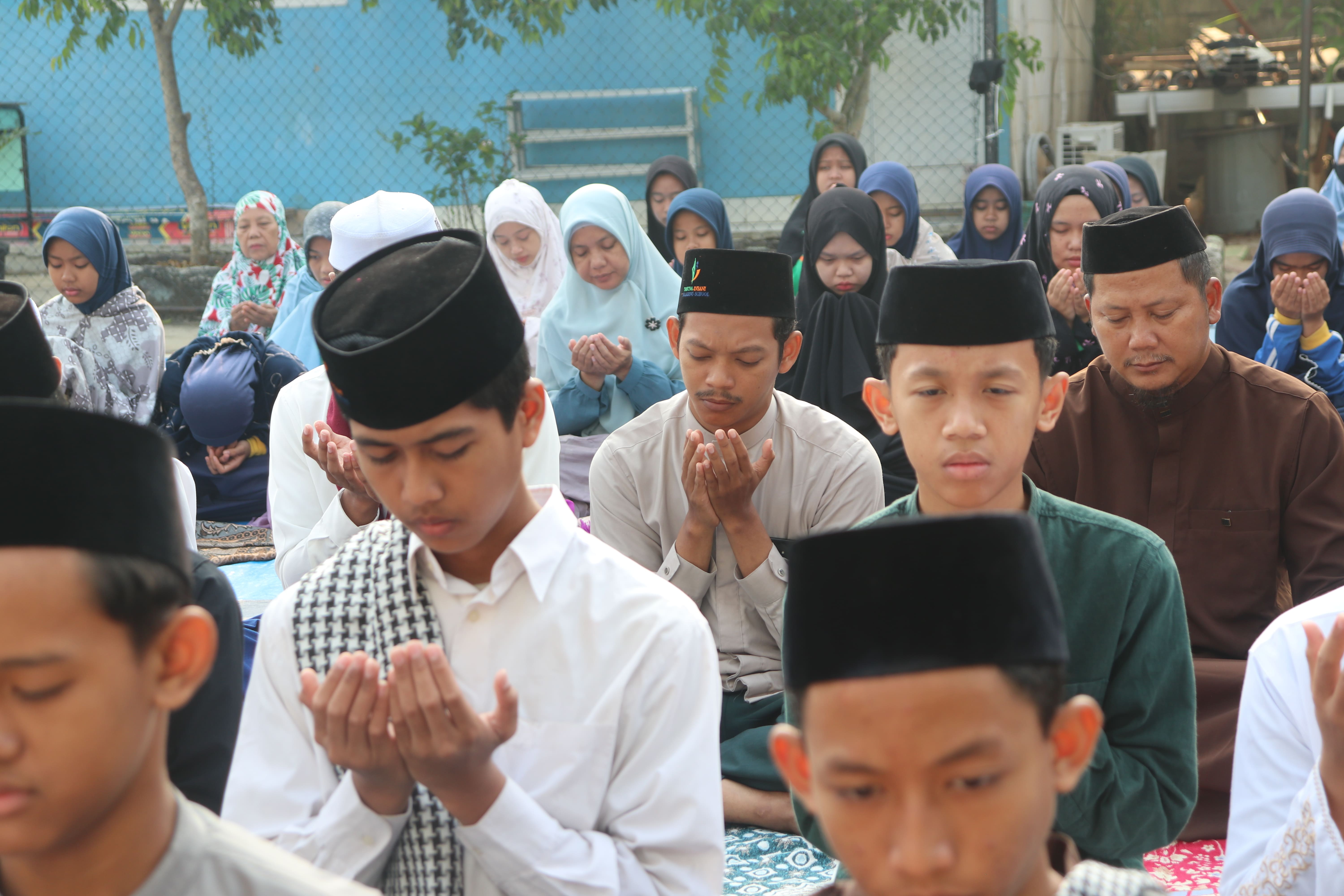 Mengetuk Pintu Langit, Taruna Insani Laksanakan Salat Istisqa
