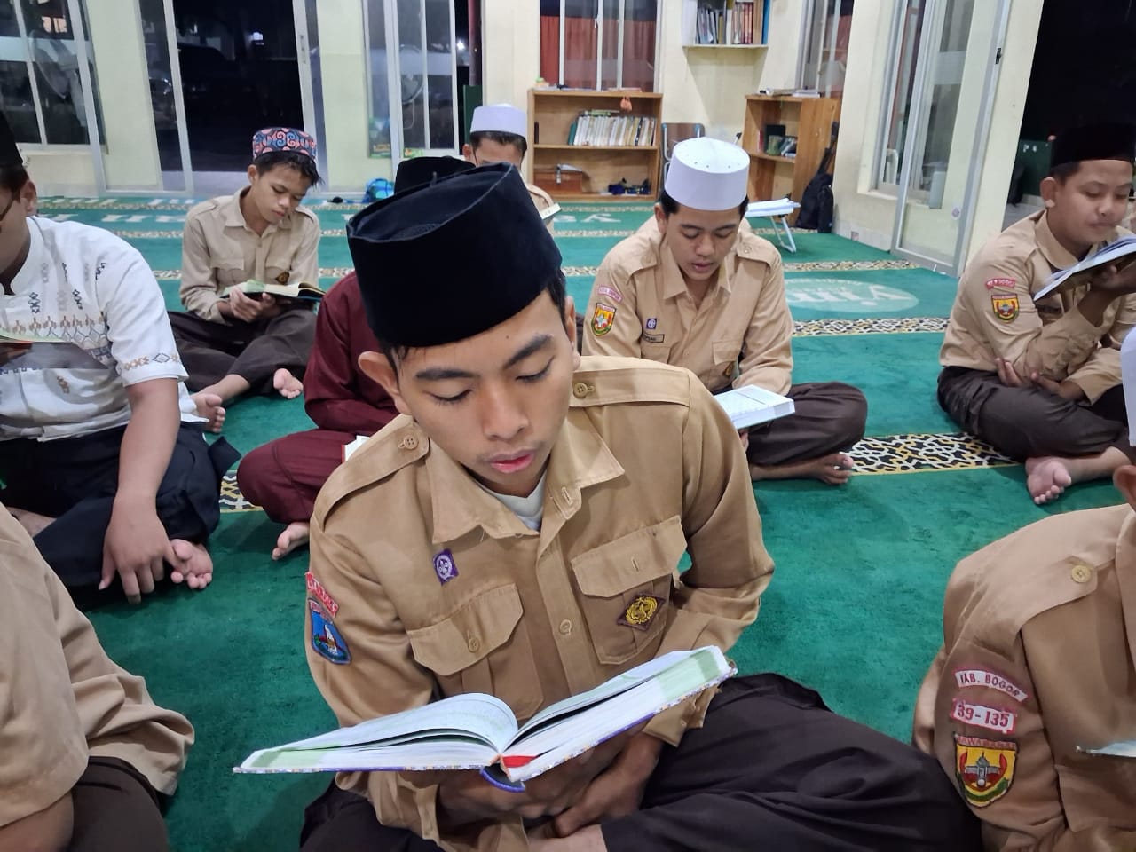 Orang Tua dari Dimas kelas 10